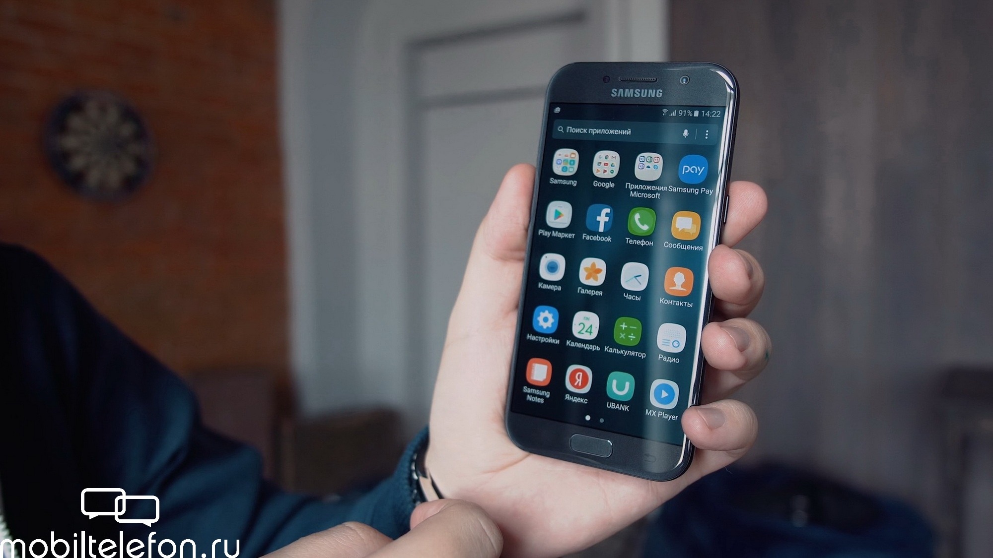 Обзор Samsung Galaxy A5 (2017): немного крупнее