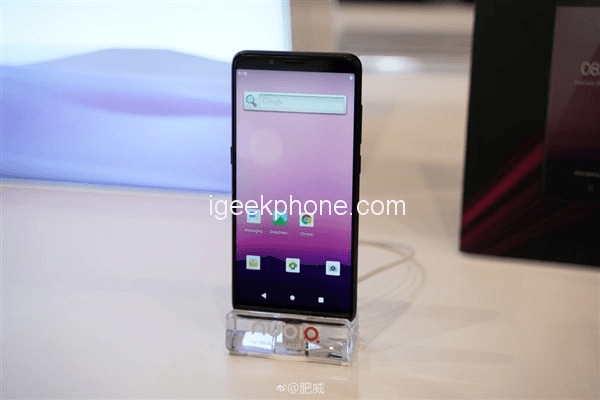 Snapdragon 855 и поддержка 5G в компактном смартфоне Nubia Mini 5G