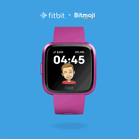 На часах Fitbit теперь эксклюзивно доступны динамические циферблаты Bitmoji