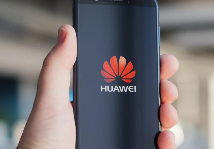 Собственная операционная система Huawei оказалась быстрее Android на 60% - 1