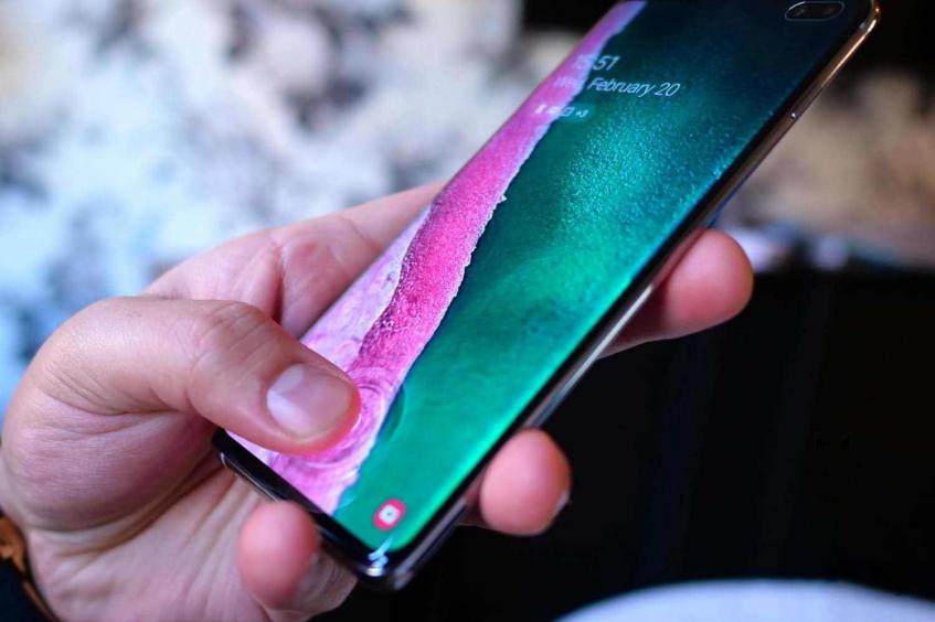 Samsung сделает все версии Galaxy S11 дороже из-за добавления "лишней" функции - 1