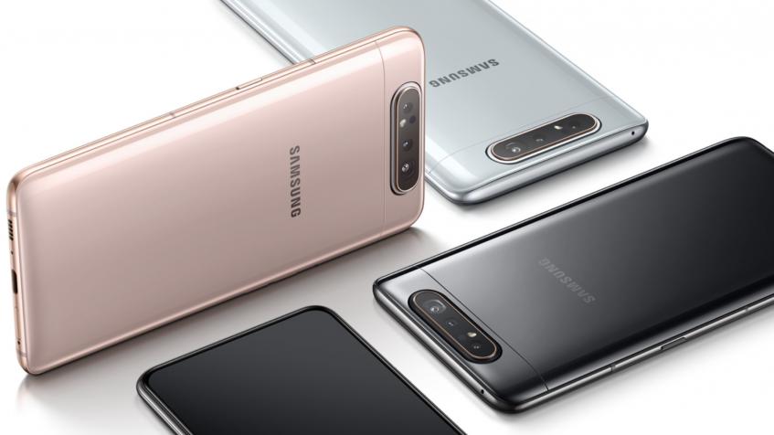 Samsung "прокачает" свой популярный смартфон с необычной фронтальной камерой - 1