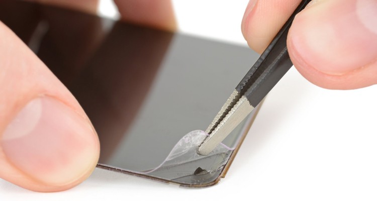 Неудовлетворительно: в iFixit оценили ремонтопригодность смартфона Samsung Galaxy Z Flip