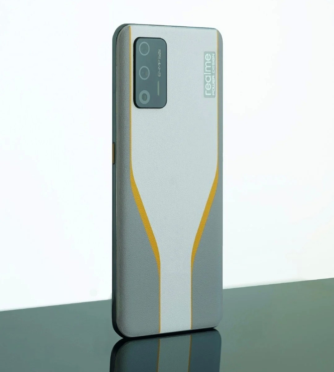 Realme откроет новую линейку телефонов под Race на Snapdragon 888