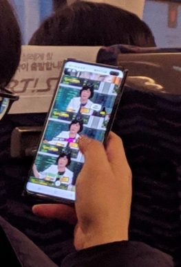 Опубликовано живое фото флагманского смартфона Samsung Galaxy S10+