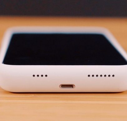 Apple серьёзно преувеличила дополнительную автономность, обеспечиваемую чехлами Smart Battery Case
