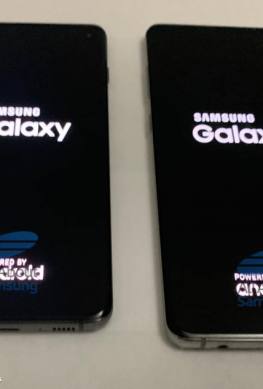 Флагманы Samsung Galaxy S10 и Galaxy S10+ во включенном состоянии позируют на качественных живых фотографиях под разными углами