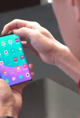 Lenovo заявляет, что вовсе не Xiaomi первая показала смартфон со сгибающимся в нескольких местах экраном