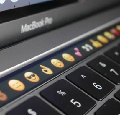 Apple сделает в MacBook стеклянную клавиатуру