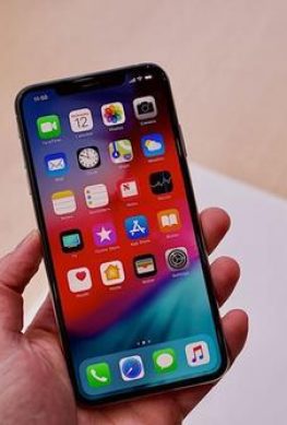 Apple готовится выплатить компенсацию пользователям из-за замедления смартфонов iPhone - 1