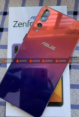 Серийный вариант смартфона Asus Zenfone 6 c градиентной тыльной панелью позирует на фото