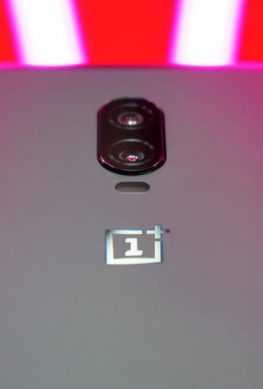 OnePlus покажет на MWC 2019 прототип 5G смартфона – фото 1