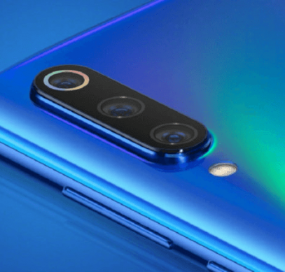 Флагман Xiaomi Mi 9 переливается различными оттенками в первом официальном видео