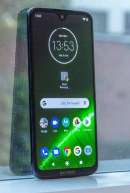 Motorola Moto G7 Plus за 300 евро заряжается быстрее практически любого другого смартфона в мире