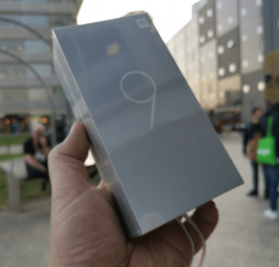 Живые фото Xiaomi Mi 9 Global Version подтверждают, что смартфон продается в Европе