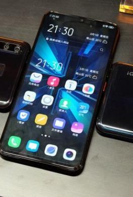 Новый король AnTuTu с 12 ГБ ОЗУ и Snapdragon 855 поступает в продажу