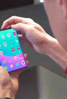Дешевле, чем iPhone: гибкий смартфон Xiaomi, который выйдет до конца года, поразит своей ценой