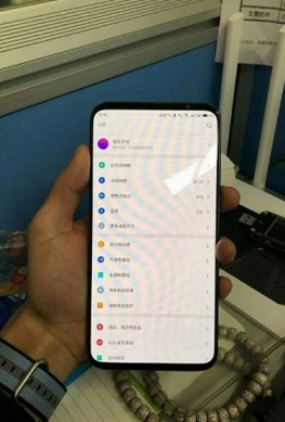 Фото смартфона Meizu 16s подтверждает очень тонкие рамки, «симметричный» дизайн и отсутствие вырезов или отверстий в экране