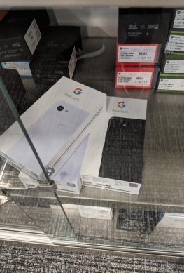 Первая партия Google Pixel 3a XL уже в магазинах США (фото)