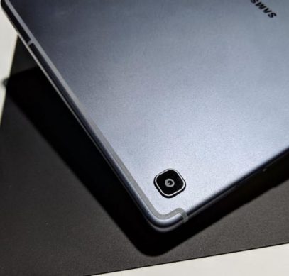 Samsung готовит действительно флагманский планшет