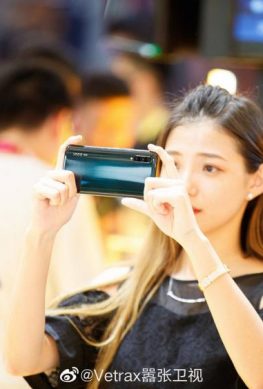Очередной флагман со Snapdragon 855 Plus и модемом 5G позирует на живых фото