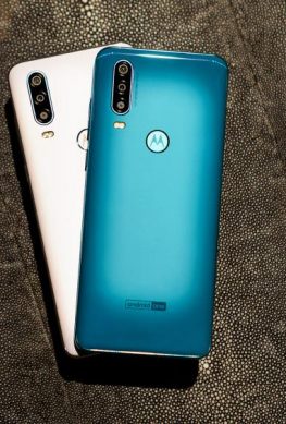 Motorola One Action - первый в мире смартфон, который позиционируется в качестве альтернативы экшн-камере