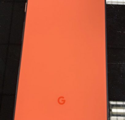 Больше фото оранжевого Google Pixel 4 XL