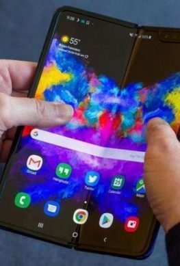 Samsung просит пользователей осторожно обращаться с Galaxy Fold