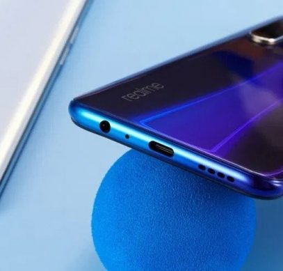 «Самурай»: Realme выпустит флагманский смартфон на платформе Snapdragon 855 Plus