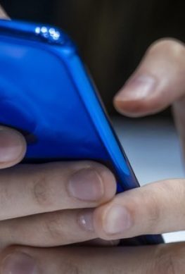 Отмененный смартфон Xiaomi выйдет уже в октябре - 1