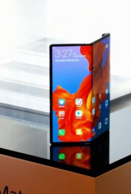 Huawei выпустит свой первый гибкий смартфон уже на этой неделе - 1