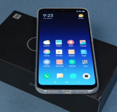 Прошлогодний флагман Xiaomi Mi 8 обновили до MIUI 11 на базе Android 10