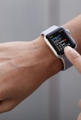 Следующее поколение Apple Watch оснастят Touch ID - 1