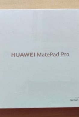7250 мА•ч, 40 Вт, Kirin 990, 5G и звук Harman/Kardon. Таким оказался новый флагман Huawei