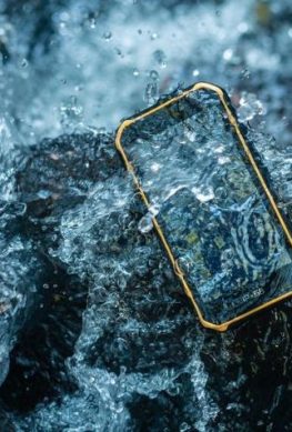 Первый в мире неубиваемый смартфон с Android 10
