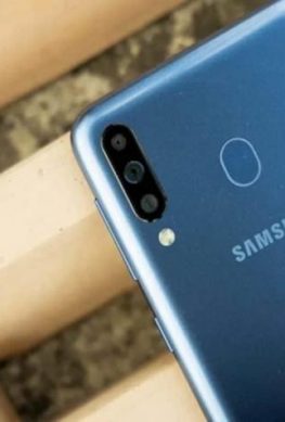 В сеть утекли характеристики нового недорогого смартфона Samsung Galaxy M11 - 1