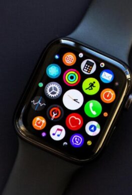Удивительный результат Apple Watch. 100 млн устройств и 55% рынка носимых устройств