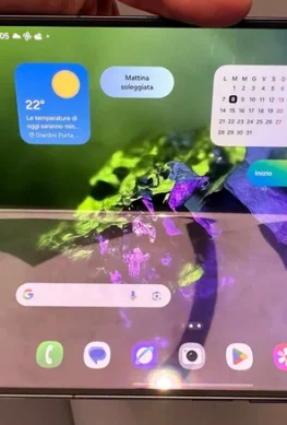 Galaxy Z Fold 8