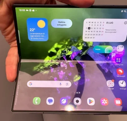 Galaxy Z Fold 8