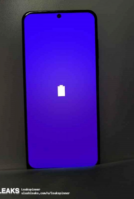 Дырявые экраны наступают, следующий на очереди - смартфон Lenovo Z5S