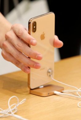 Apple могут запретить ввозить iPhone в США