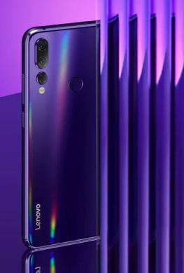 Экран Lenovo Z5s занимает 92,6% площади лицевой панели
