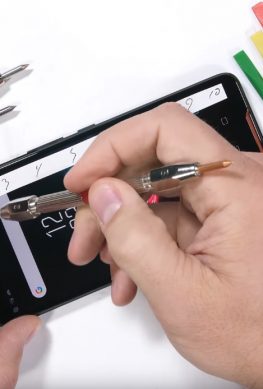 Игровой смартфон Asus ROG Phone хорошо себя показал в тестах на прочность